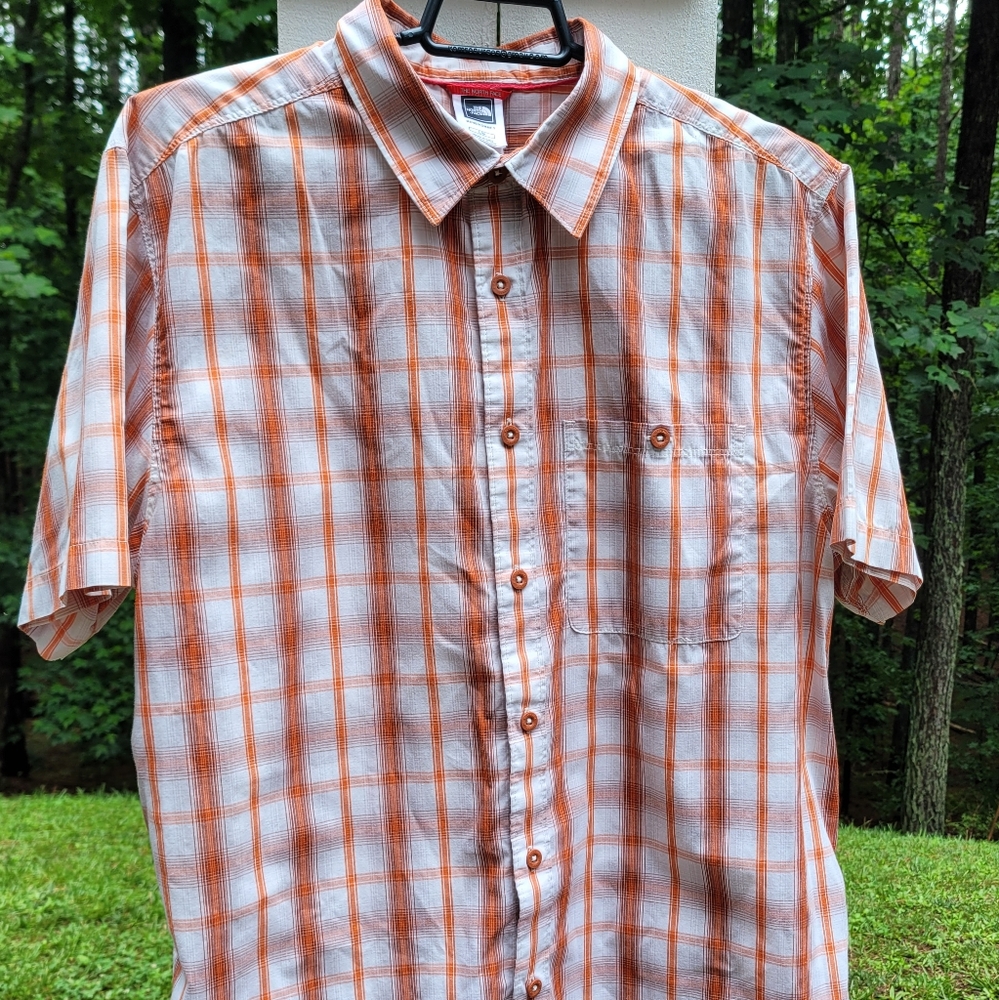 The North Face SS Button Front Shirt Large